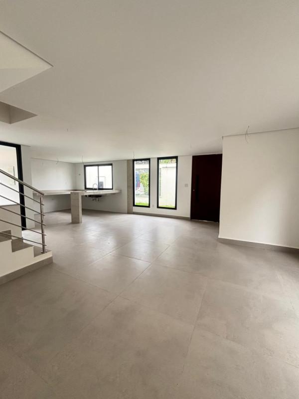 Casa, Planalto, 3 Quartos, 3 Vagas, 2 Suítes