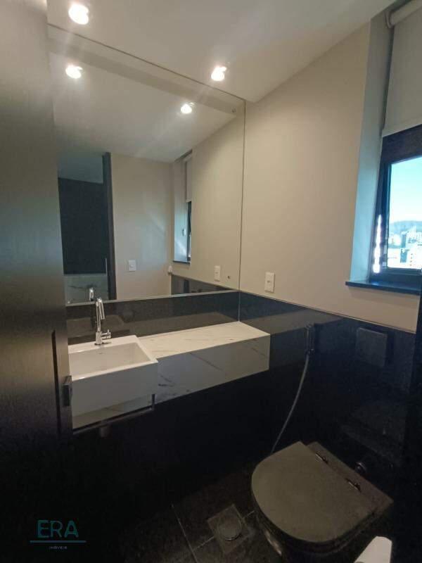 Sala, Savassi, 0 Quarto, 2 Vagas