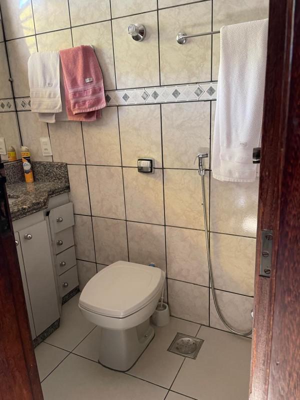 Casa, Caiçaras, 3 Quartos, 2 Vagas, 1 Suíte