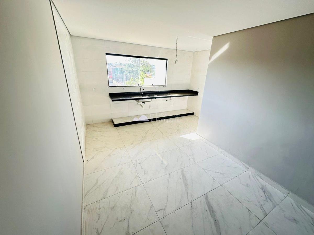 Casa, Planalto, 3 Quartos, 4 Vagas, 3 Suítes