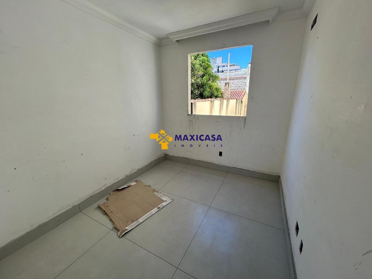 Casa, Itapoã, 2 Quartos, 1 Vaga, 1 Suíte