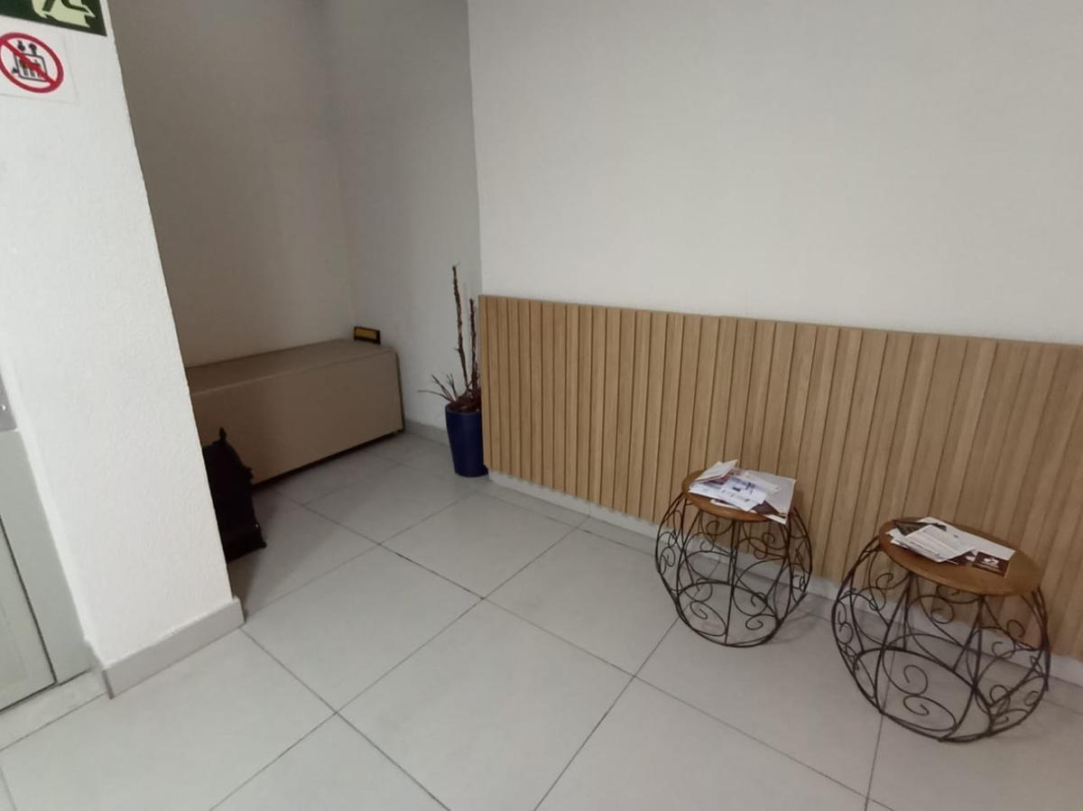 Apartamento, Floresta, 1 Quarto, 0 Vaga