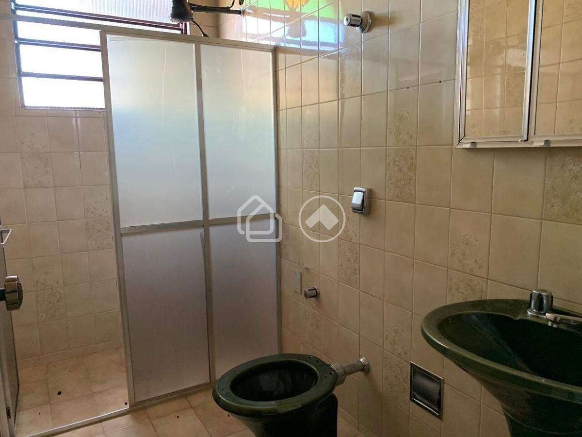 Casa, Padre Eustáquio, 5 Quartos, 2 Suítes