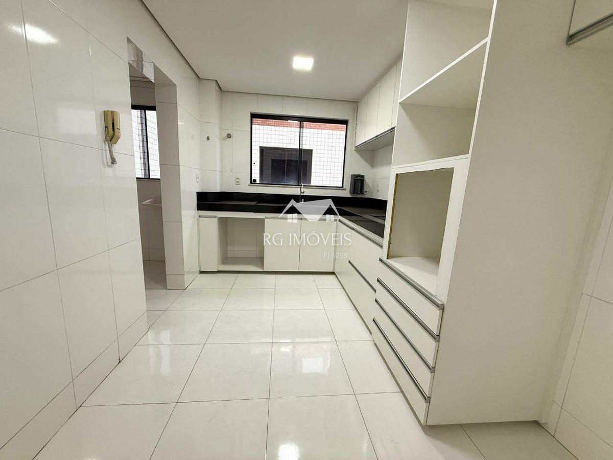 Cobertura, Barreiro, 3 Quartos, 4 Vagas, 2 Suítes