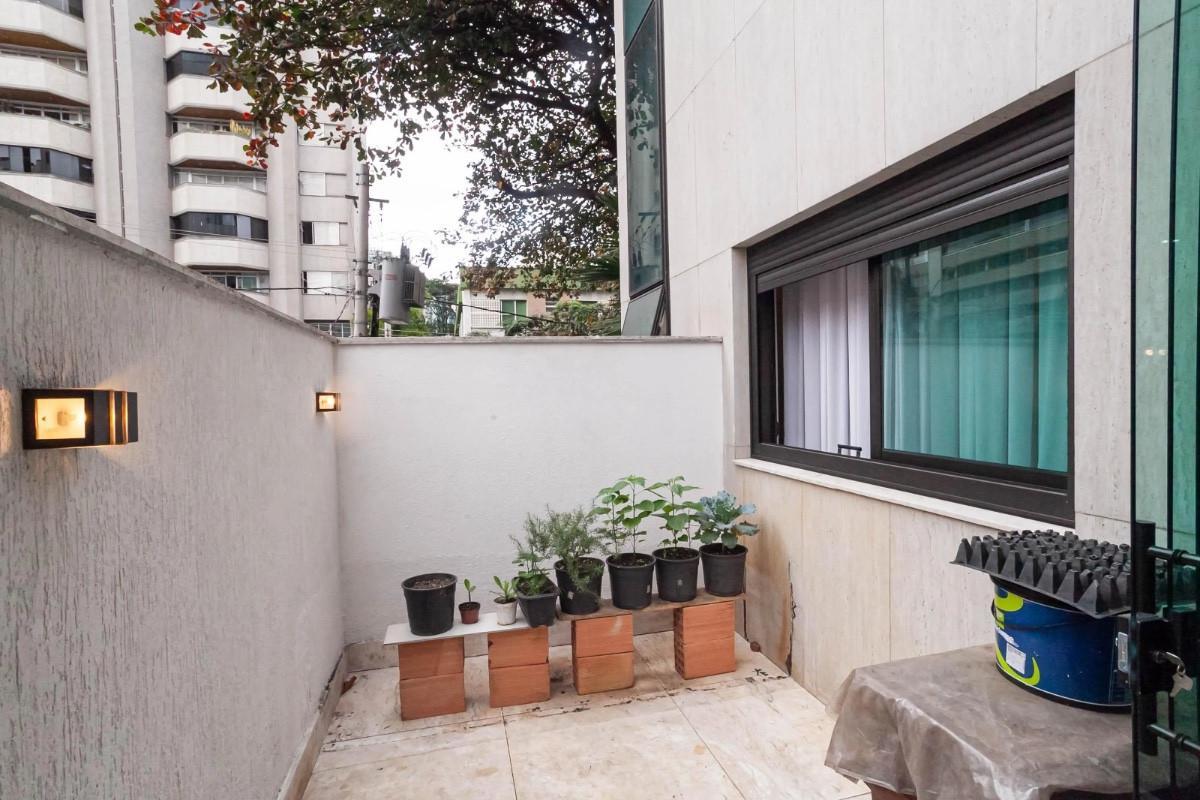 Apartamento, Funcionários, 2 Quartos, 2 Vagas, 2 Suítes