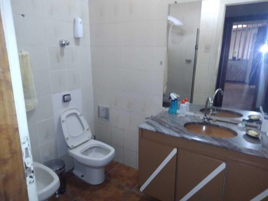 Casa, Gutierrez, 4 Quartos, 2 Vagas, 1 Suíte