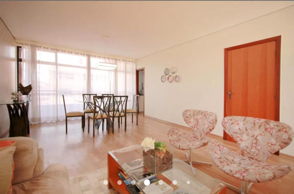 Casa, Santa Cruz, 3 Quartos, 4 Vagas, 1 Suíte
