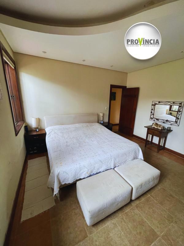 Casa, Cidade Jardim, 5 Quartos, 4 Vagas, 2 Suítes