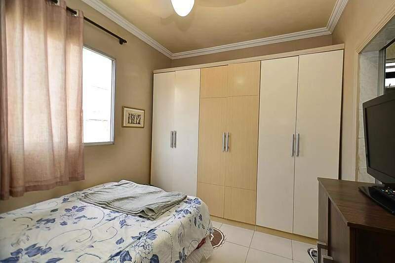 Apartamento, Sagrada Família, 2 Quartos, 1 Vaga, 1 Suíte