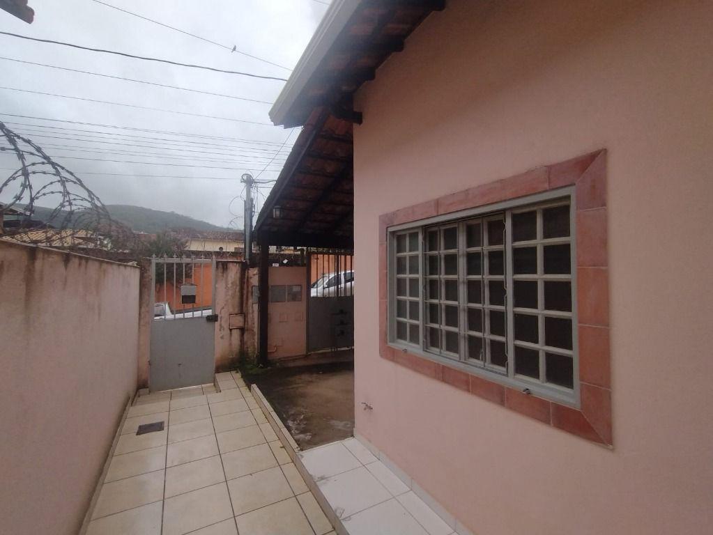 Casa, Paciência, 3 Quartos, 0 Vaga