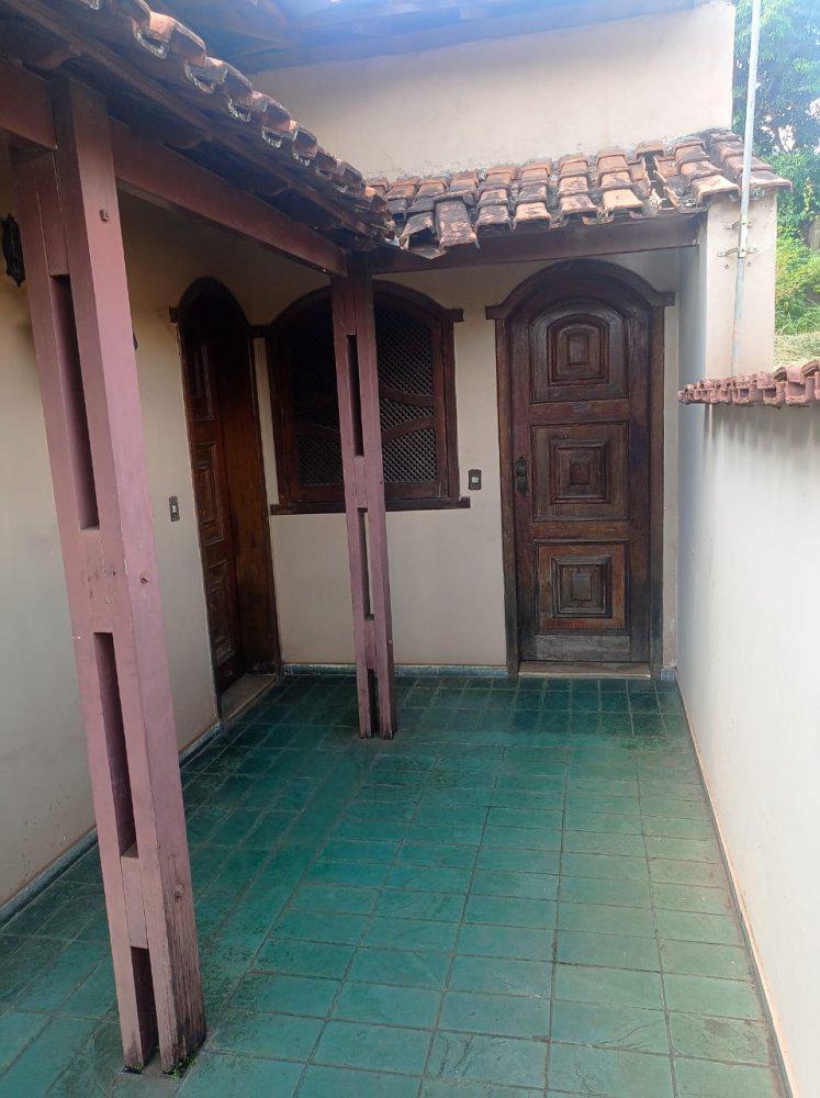 Casa, Centro, 3 Quartos, 0 Vaga, 1 Suíte
