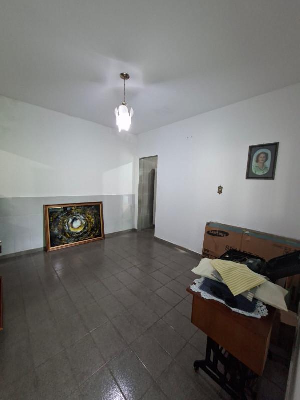 Casa, Novo Santa Cecília (barreiro), 4 Quartos, 8 Vagas