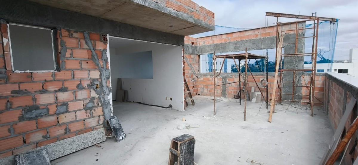 Cobertura, Castelo, 2 Quartos, 2 Vagas, 1 Suíte