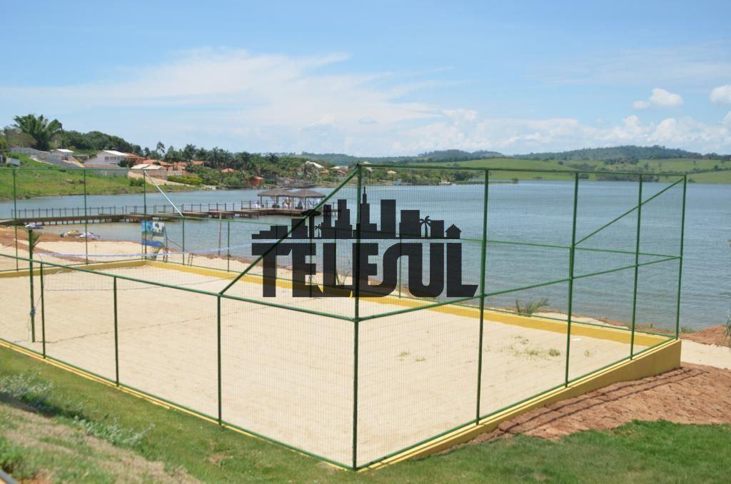 Lote, Centro, 0 Quarto, 0 Vaga