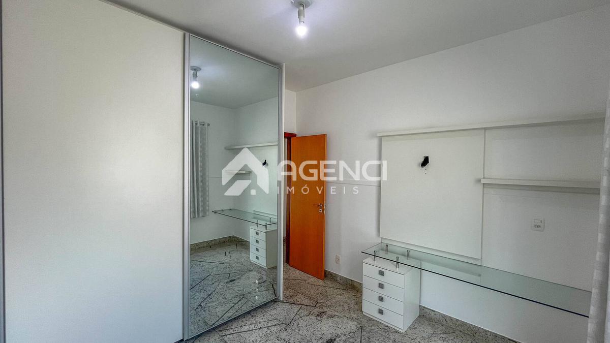 Casa, Bandeirantes (pampulha), 3 Quartos, 0 Vaga, 1 Suíte