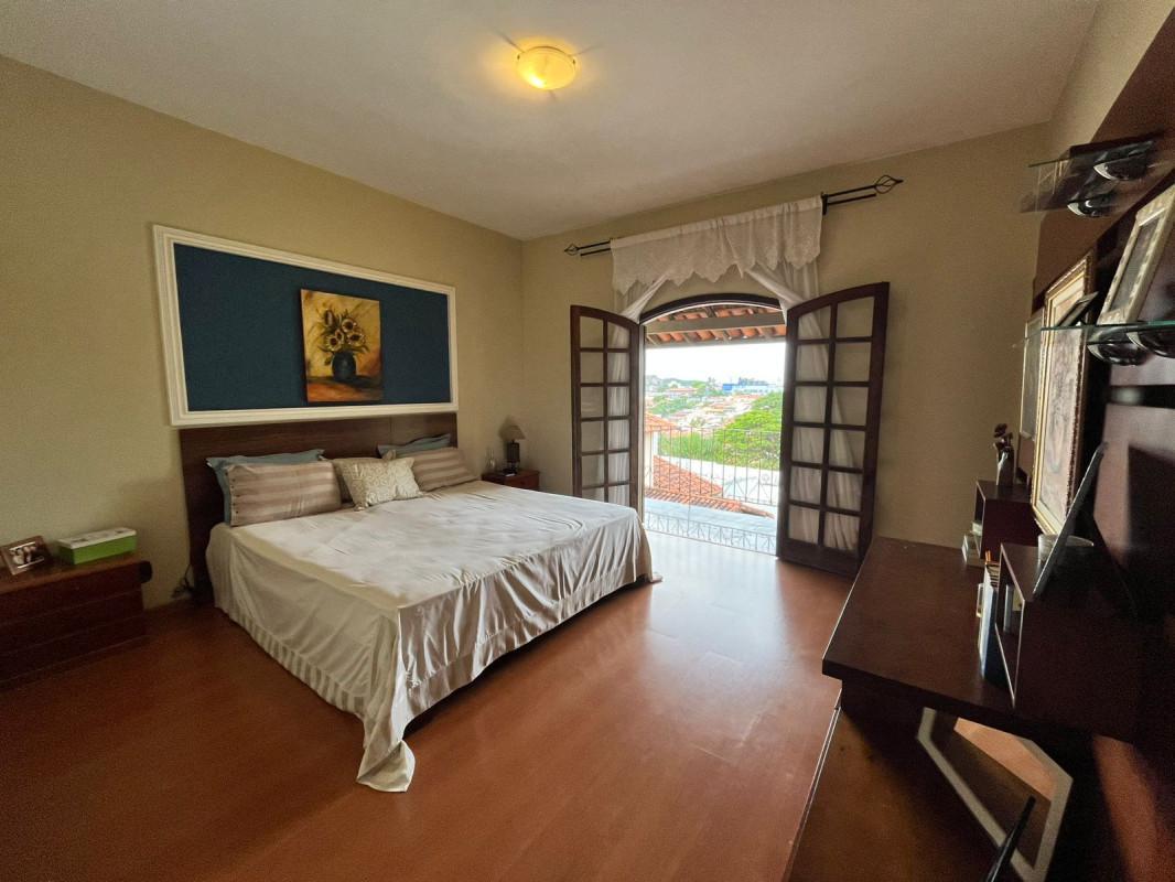 Casa, Jardim Riacho das Pedras, 4 Quartos, 4 Vagas, 1 Suíte