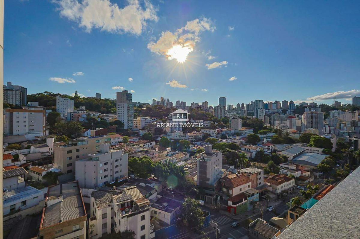 Apartamento, Vila Paris, 2 Quartos, 0 Vaga, 2 Suítes