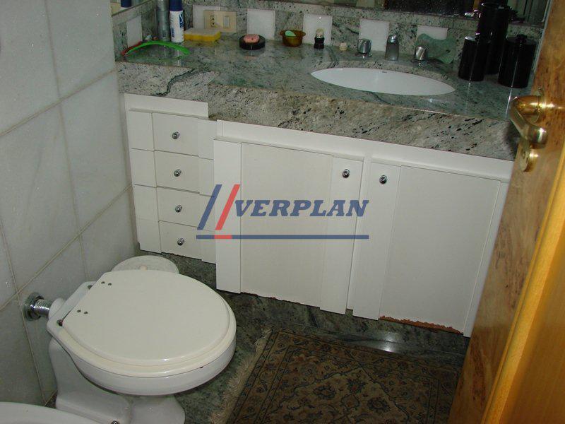 Apartamento, Funcionários, 4 Quartos, 2 Vagas, 1 Suíte