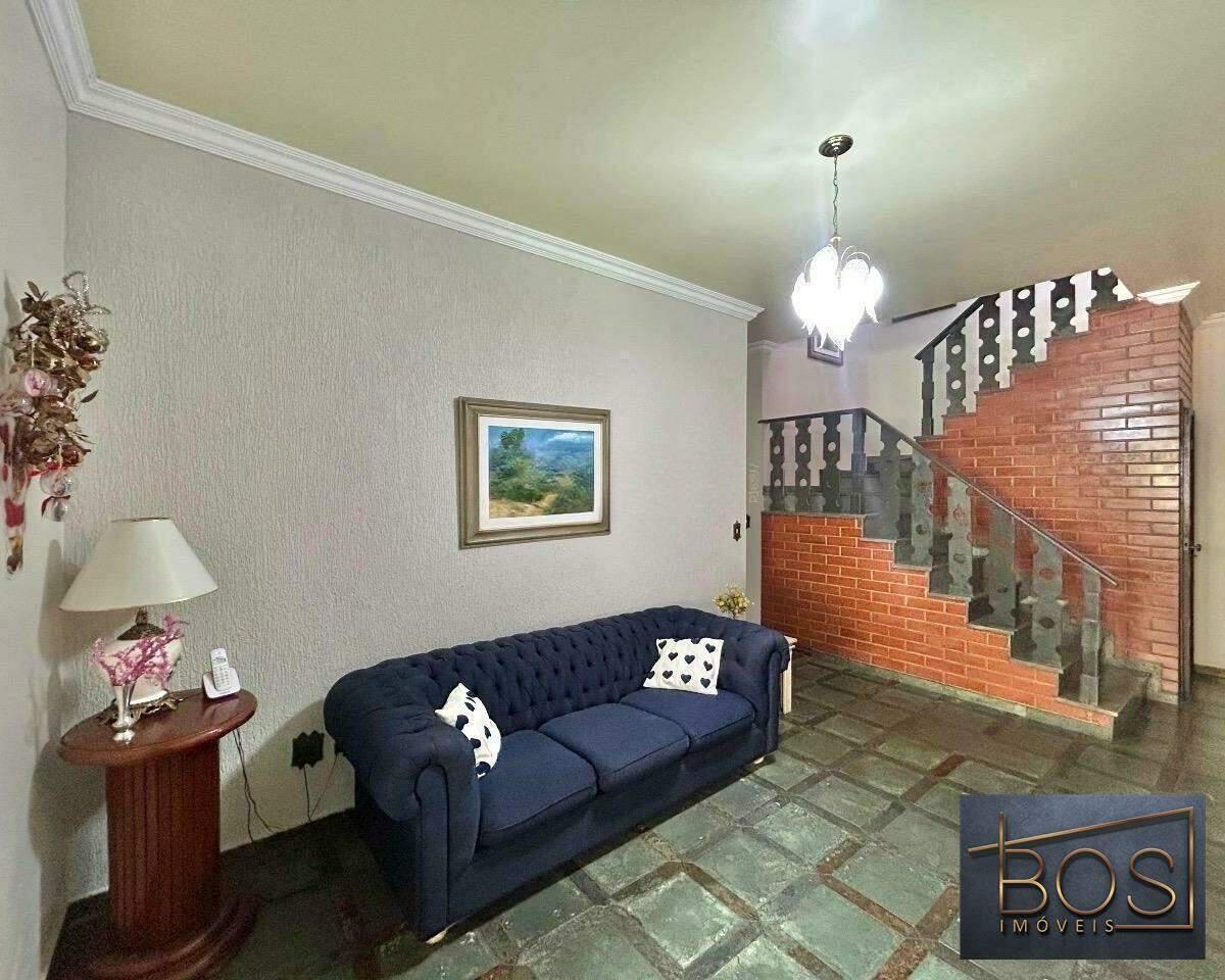 Casa, Luxemburgo, 5 Quartos, 4 Vagas, 2 Suítes