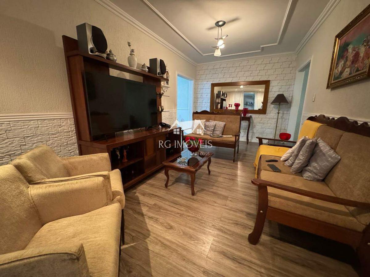 Casa, Conjunto Ademar Maldonado, 4 Quartos, 6 Vagas, 1 Suíte