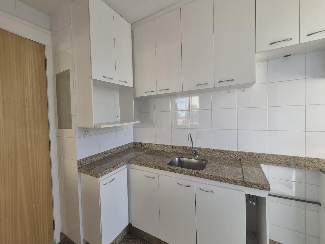 Apartamento, Funcionários, 2 Quartos, 2 Vagas, 1 Suíte