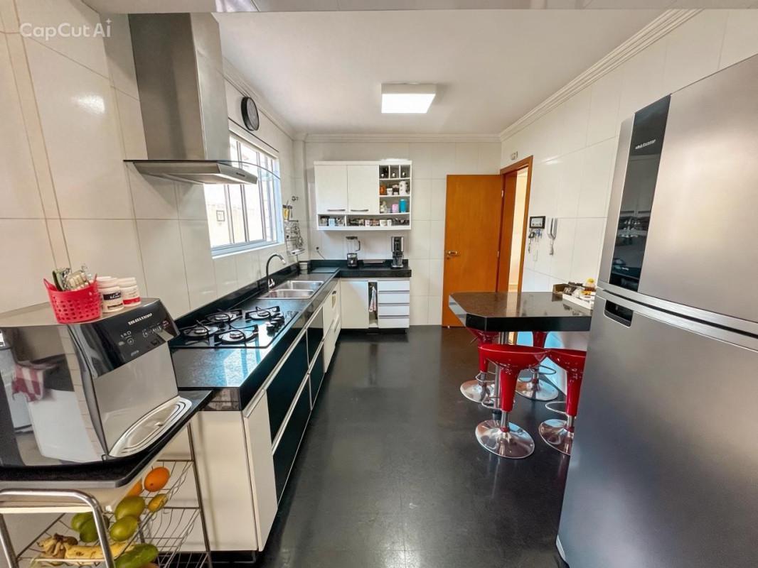 Apartamento, Santa Rosa, 5 Quartos, 3 Vagas, 1 Suíte