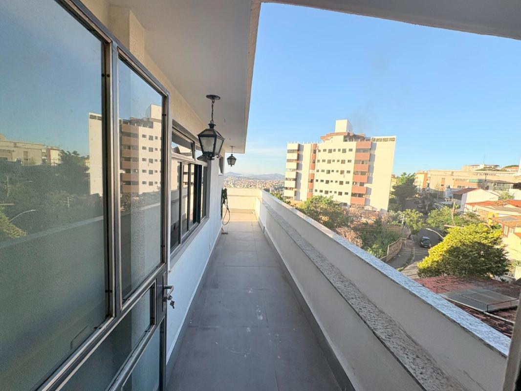 Cobertura, São Lucas, 5 Quartos, 2 Vagas, 3 Suítes