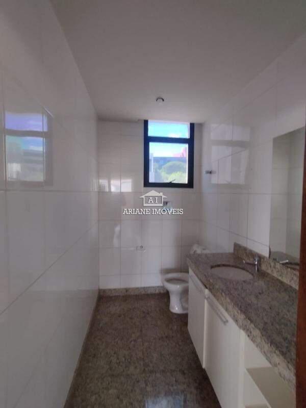 Andar, Estoril, 0 Quarto, 5 Vagas