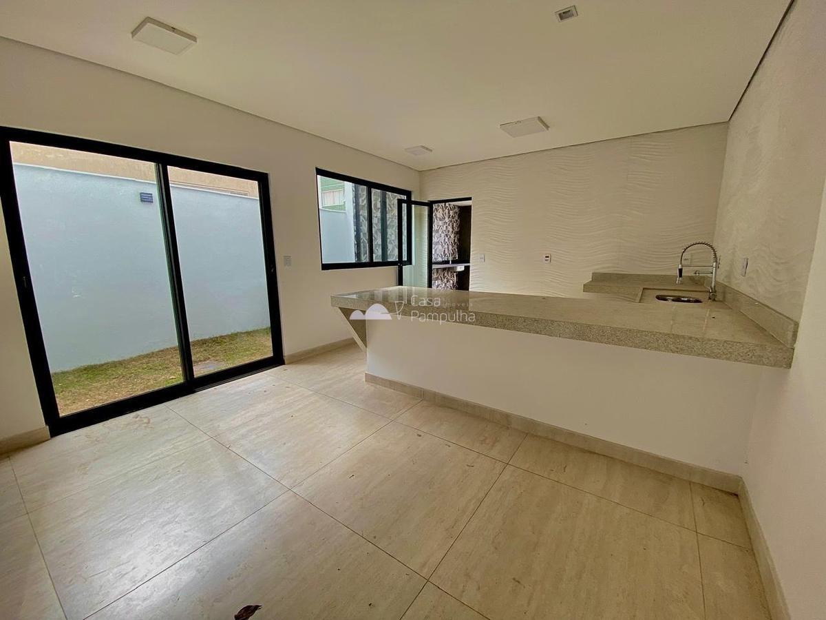 Casa, Paquetá, 3 Quartos, 4 Vagas, 1 Suíte