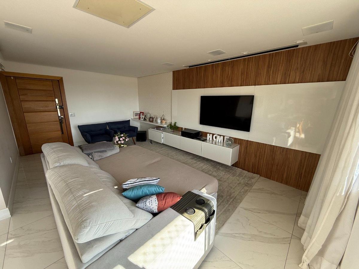 Apartamento, São José, 4 Quartos, 2 Vagas, 1 Suíte