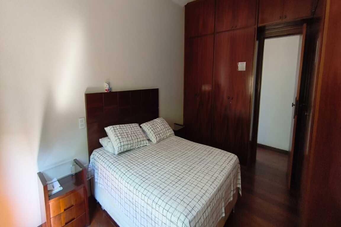 Casa, São Bernardo, 5 Quartos, 4 Vagas, 1 Suíte