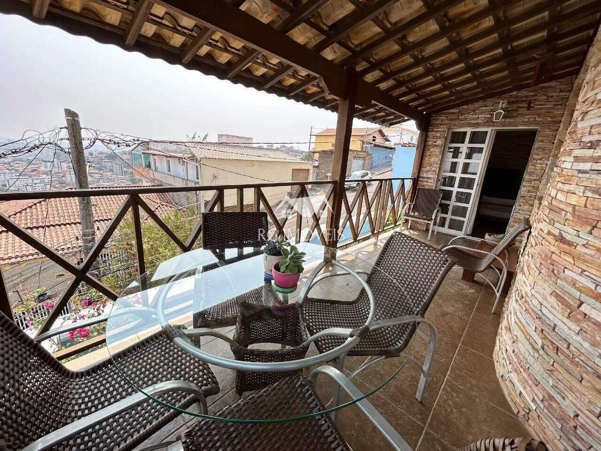 Casa, Diamante, 4 Quartos, 3 Vagas