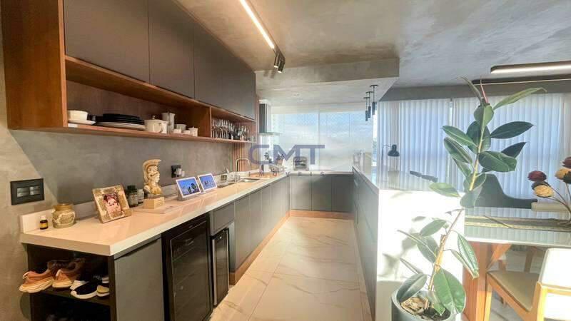 Apartamento, Luxemburgo, 3 Quartos, 4 Vagas, 2 Suítes
