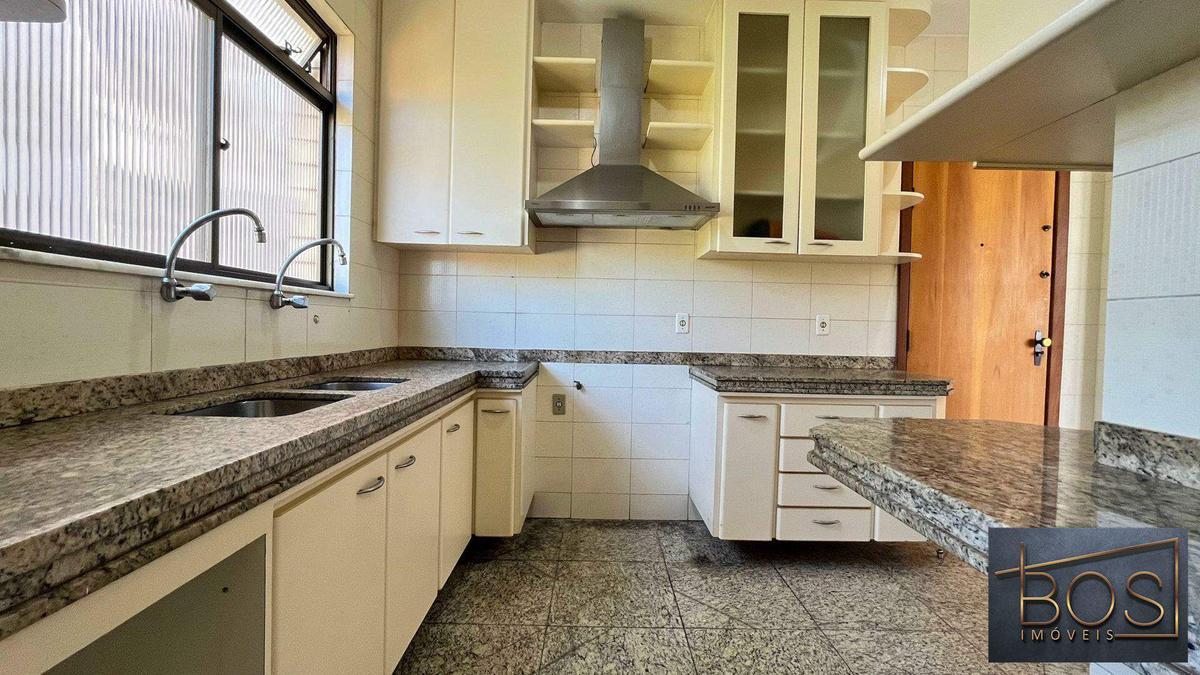 Apartamento, Coração de Jesus, 4 Quartos, 2 Vagas, 1 Suíte