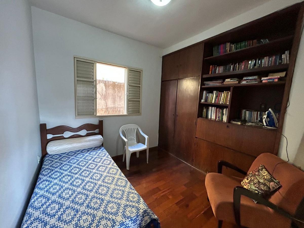 Casa, Floramar, 4 Quartos, 5 Vagas, 2 Suítes