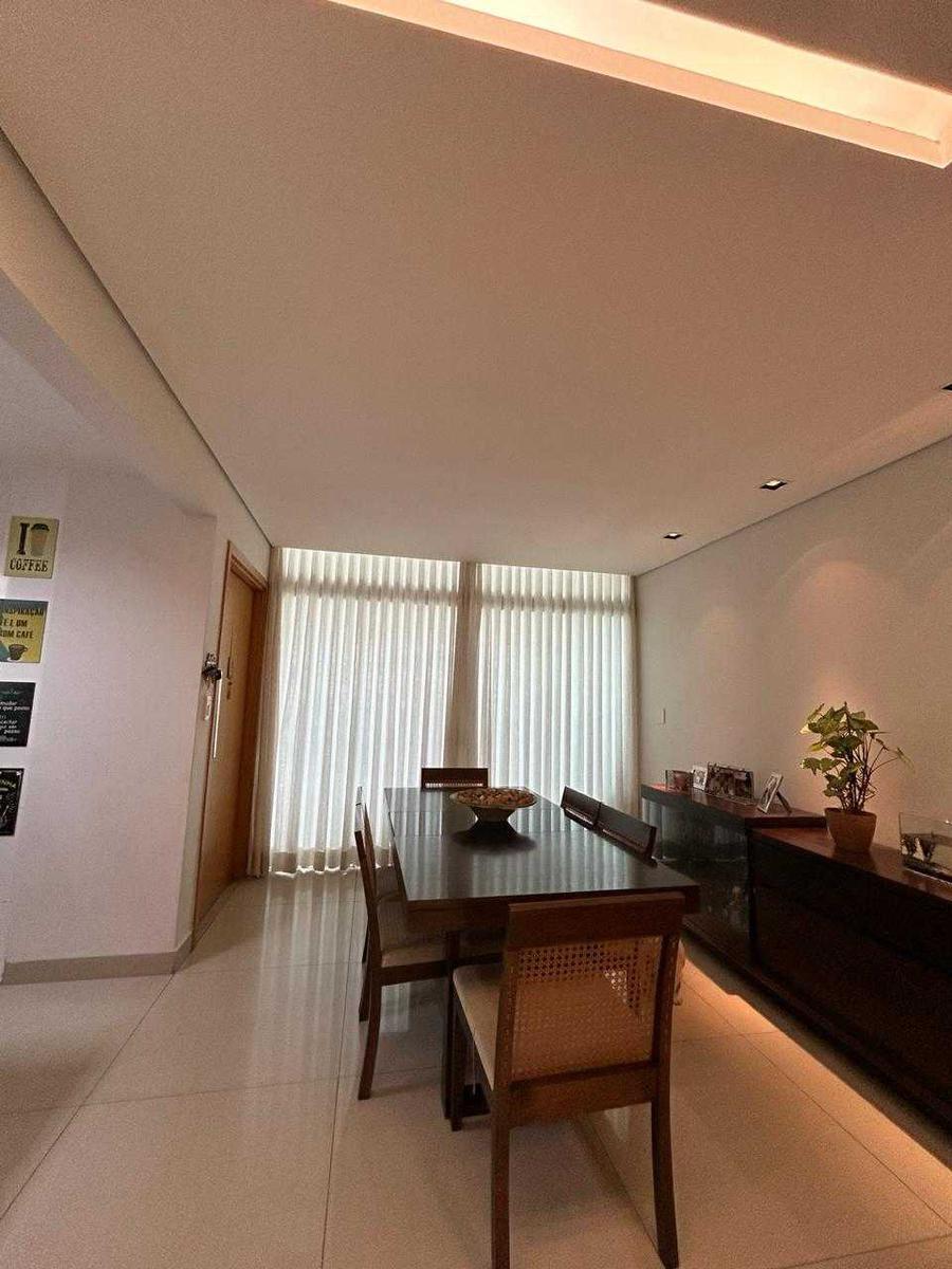 Apartamento, Castelo, 4 Quartos, 4 Vagas, 3 Suítes