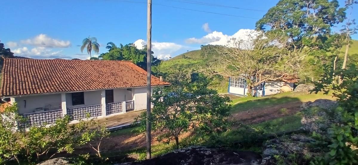 Fazenda, Centro, 6 Quartos, 10 Vagas, 2 Suítes
