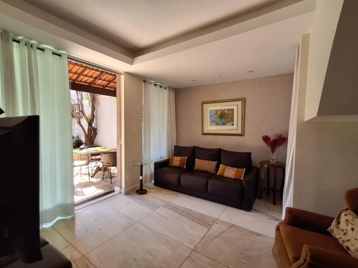 Casa, Itapoã, 5 Quartos, 3 Vagas, 2 Suítes