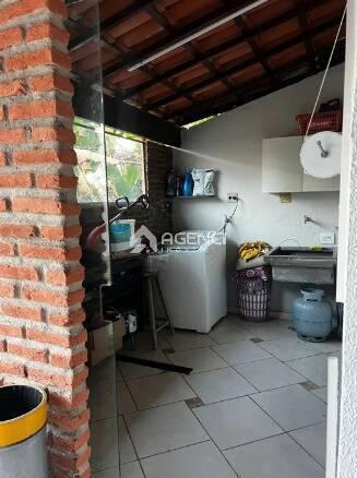 Casa, São Gonçalo, 3 Quartos, 0 Vaga, 1 Suíte