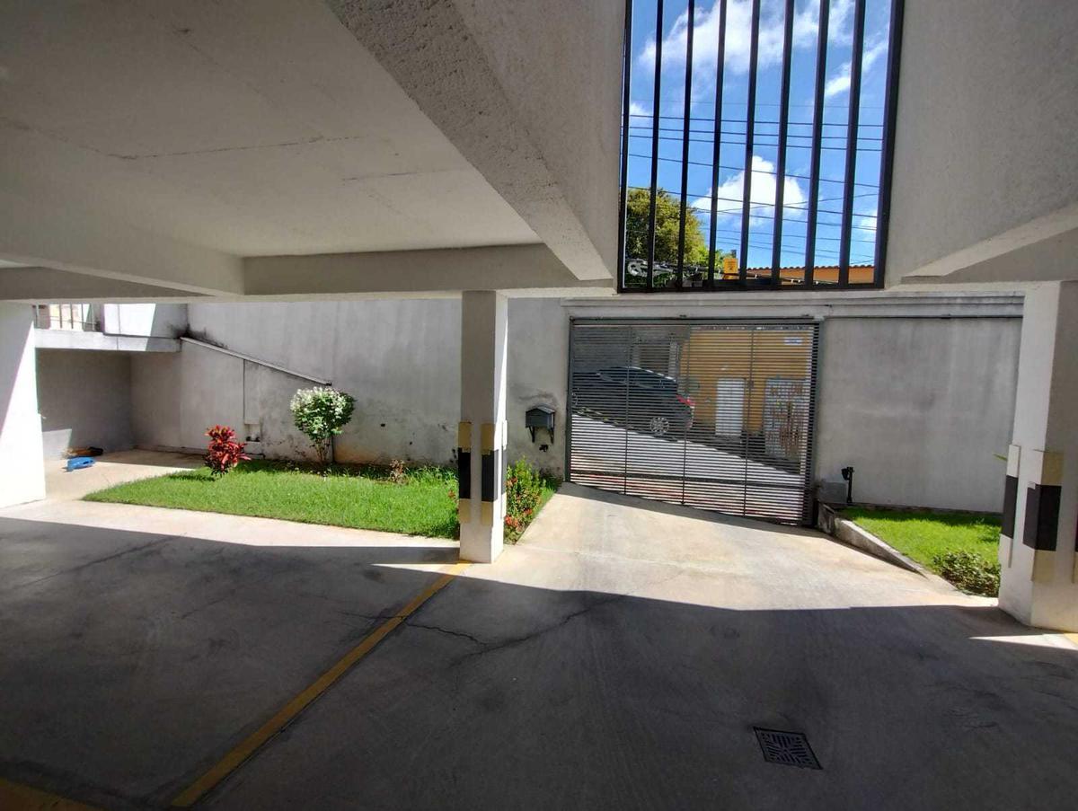 Apartamento, Sagrada Família, 2 Quartos, 1 Vaga