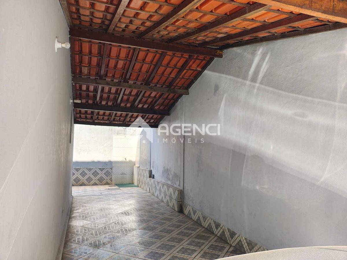 Casa, Serrano, 4 Quartos, 0 Vaga, 1 Suíte