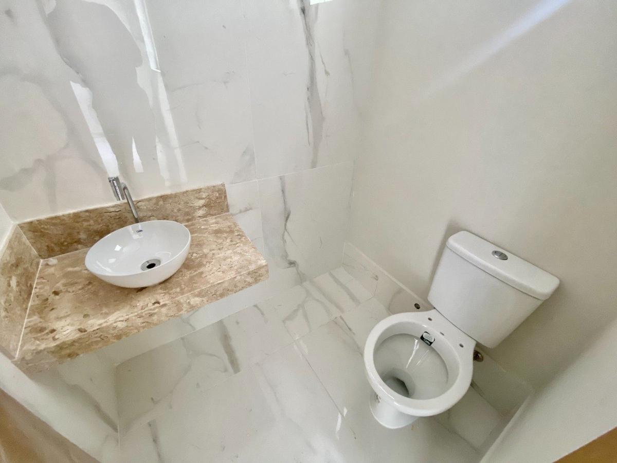 Casa, Santa Mônica, 3 Quartos, 2 Vagas, 1 Suíte