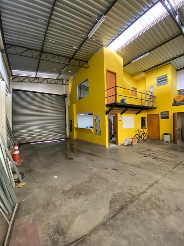 Galpão, Santa Inês, 0 Quarto, 0 Vaga