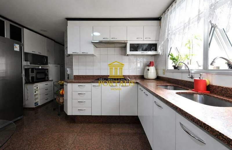 Apartamento, Funcionários, 4 Quartos, 2 Vagas, 1 Suíte
