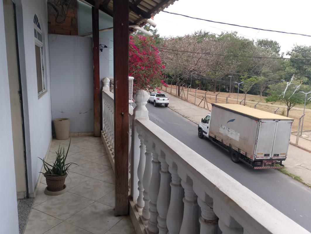 Casa, Tropical, 3 Quartos, 2 Vagas, 1 Suíte