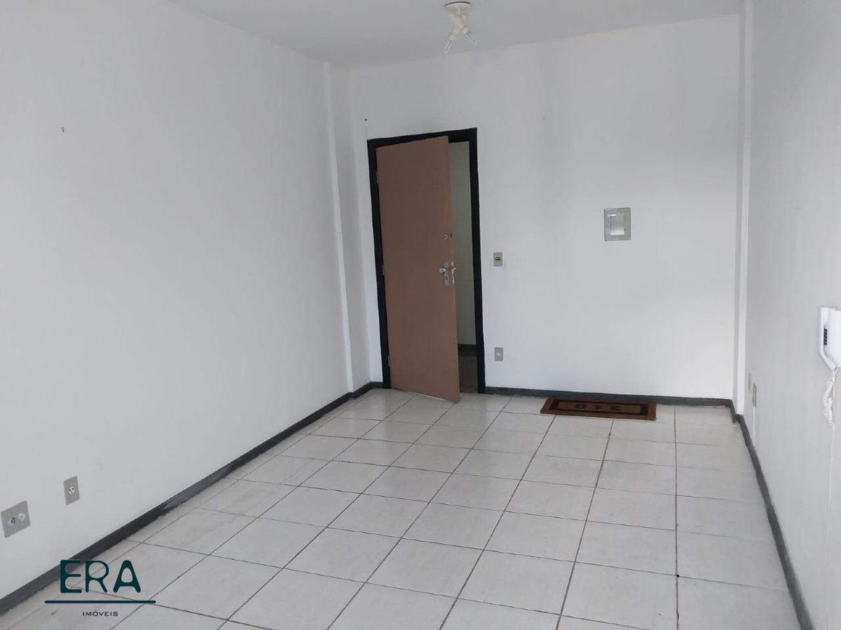 Sala, Estoril, 0 Quarto, 1 Vaga