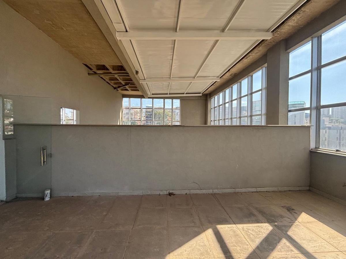 Sala, Estoril, 0 Quarto, 0 Vaga