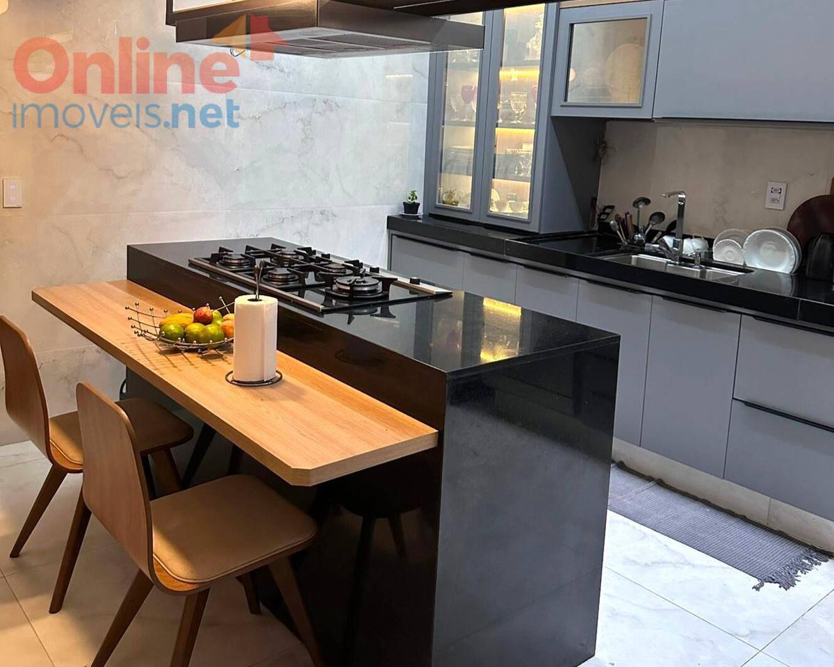 Apartamento, Funcionários, 4 Quartos, 0 Vaga, 1 Suíte