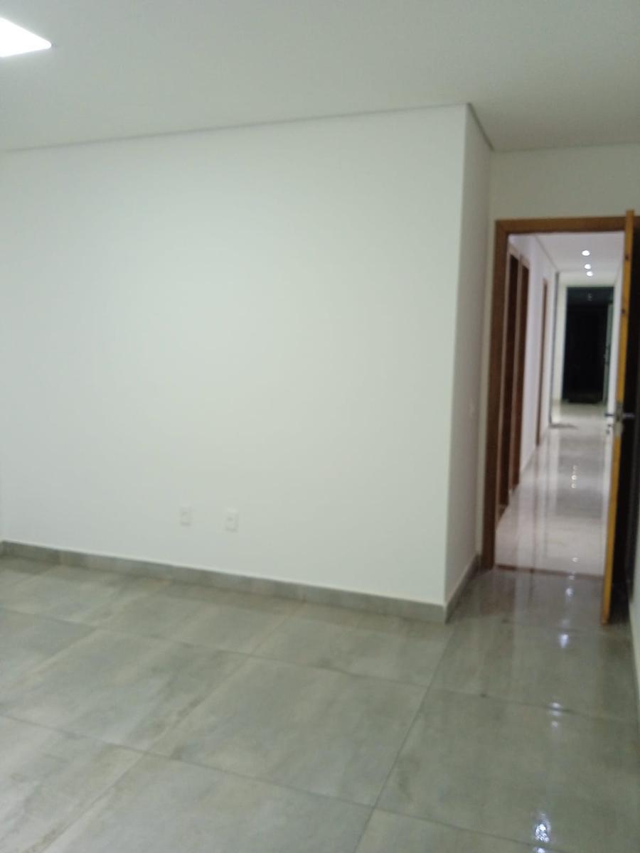 Casa, Itacolomi, 3 Quartos, 2 Vagas, 1 Suíte