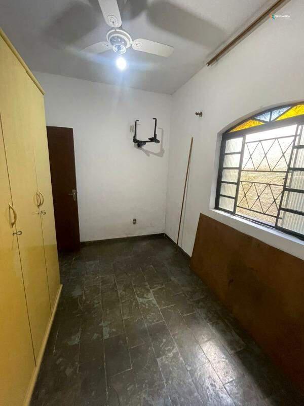 Casa, Quarenta e Dois, 3 Quartos, 3 Vagas